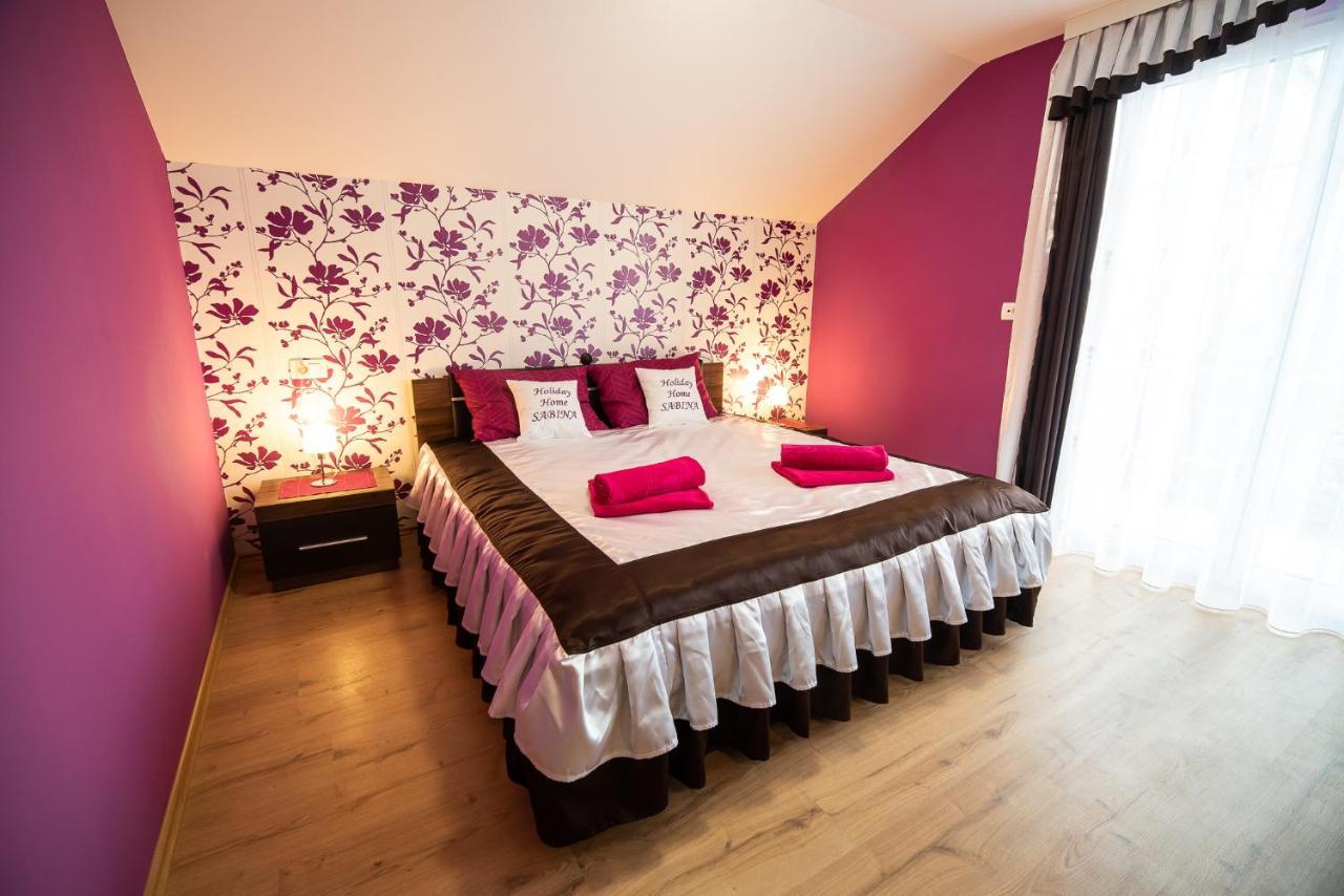 Holiday Home With Hot Tub And Sauna Sabina Rovte ภายนอก รูปภาพ