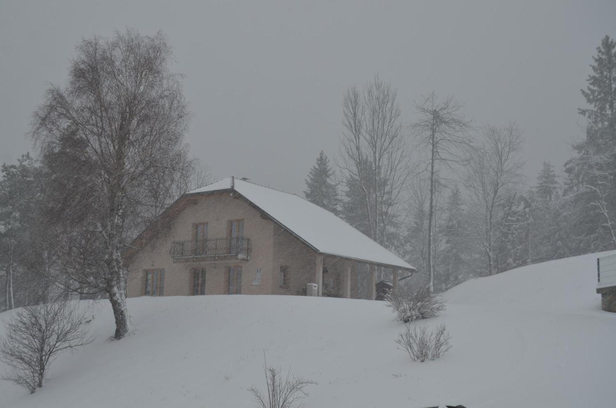 Holiday Home With Hot Tub And Sauna Sabina Rovte ภายนอก รูปภาพ